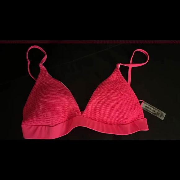 Woman’s swinsuit, size medium - Picture 3 of 6